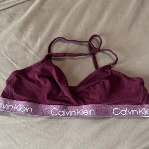 Calvin Klein Women's Bralette - burgundy medium